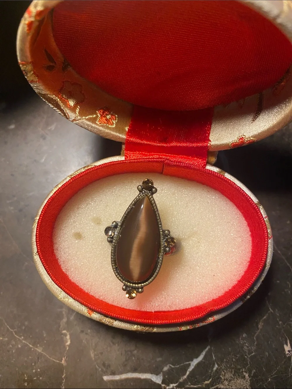 Vintage Teardrop Brown Cat's Eye Statement Ring